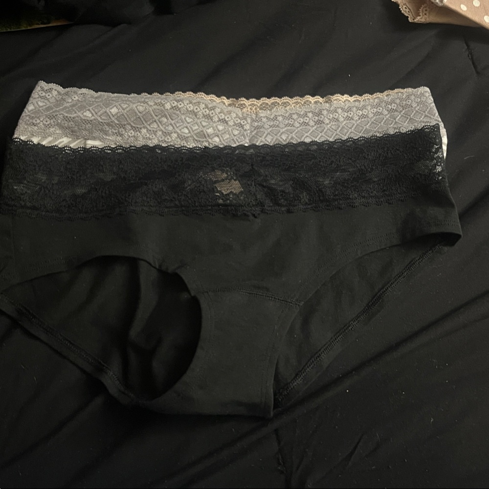 Victoria secret set of 3 cotton low rise hip hugger panties brand new with tags